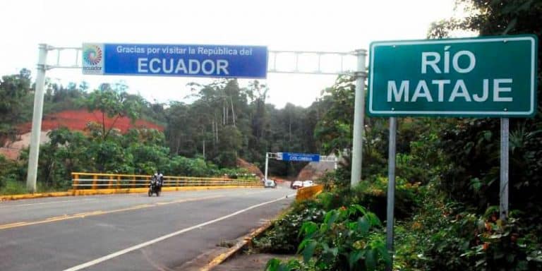 Moreno y Duque se reúnen en el puente que no va a ninguna parte