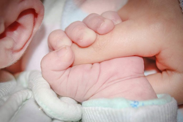 Denuncia: Hospital de la Junta de Beneficencia vulnera los derechos de un neonato con enfermedad catastrófica