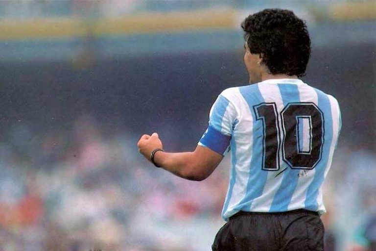 Reacciones: el fútbol ecuatoriano lamenta la muerte de Maradona