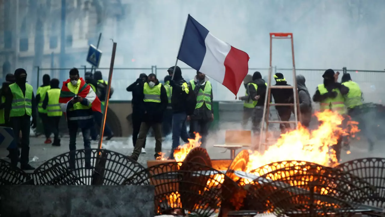 https://s.france24.com/media/display/53767b56-1f55-11e9-9837-005056a964fe/w:1280/p:16x9/protestas_final_final_.webp