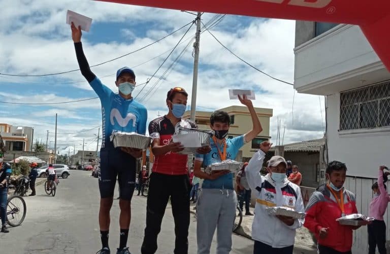 Velasco suma victoria en la pretemporada del Movistar Team Ecuador