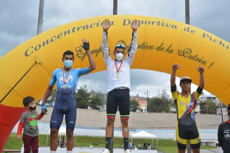 Navarrete y Yaguaro logran victorias para el Movistar Team Ecuador