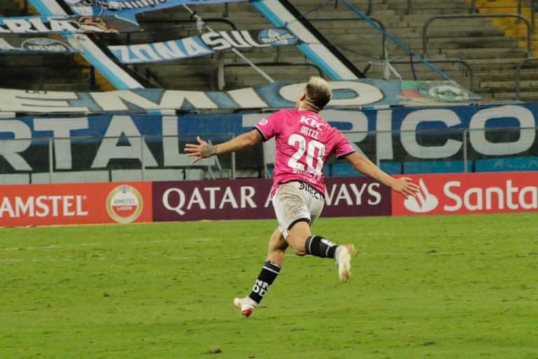 IDV tumbó a Gremio en Brasil y accede al Grupo A de la Libertadores