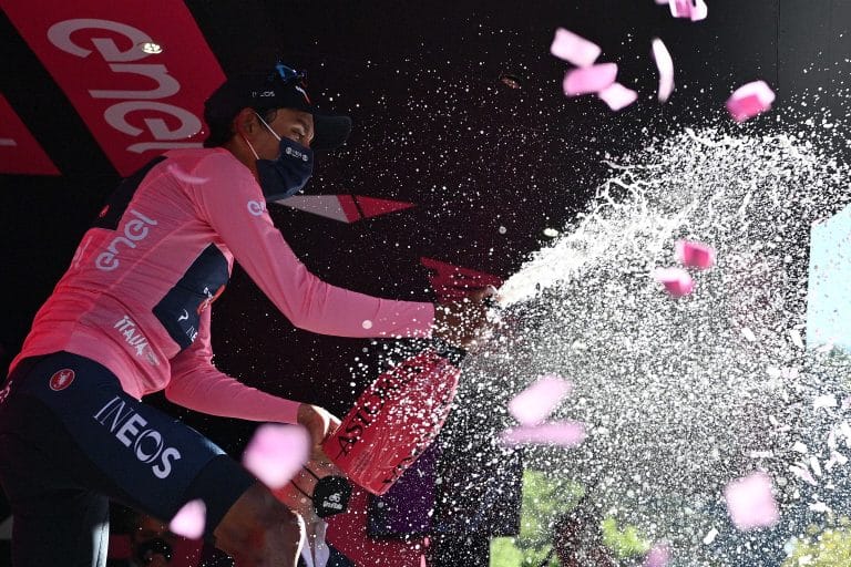 Giro 2021: Bernal e Ineos defienden la Maglia Rosa; Vendrame gana etapa 12