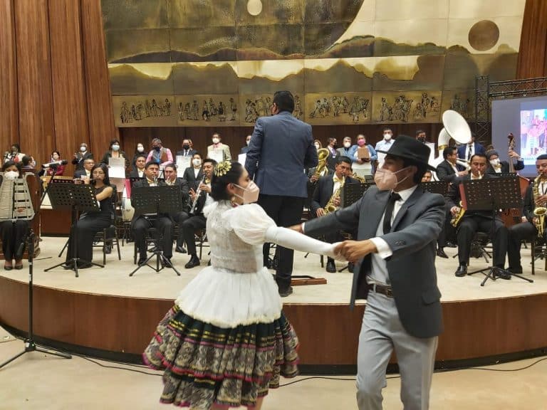 Bandas de pueblo recibieron un reconocimiento en la Asamblea Nacional
