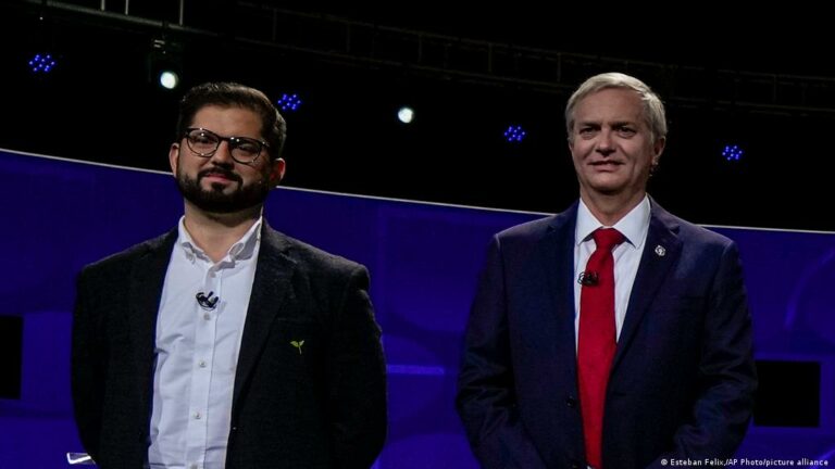 Entre izquierda y derecha: Chile escoge a un nuevo presidente