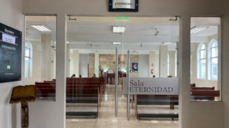Actos de corrupción y sobreprecios envuelven a una empresa del IESS