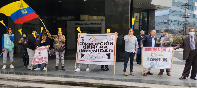 Cerca de 2.000 jueces habrían sido destituidos de forma irregular