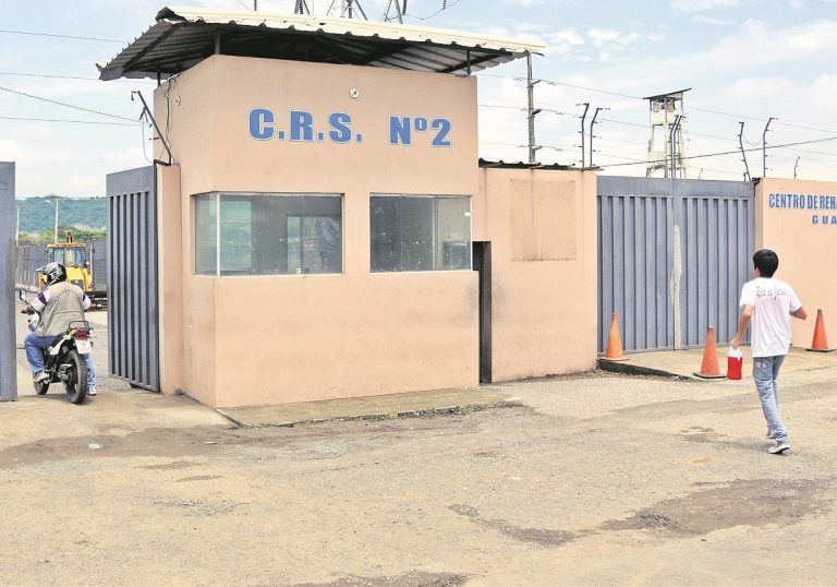Se reportan disturbios en La Roca y la Penitenciaría del Litoral