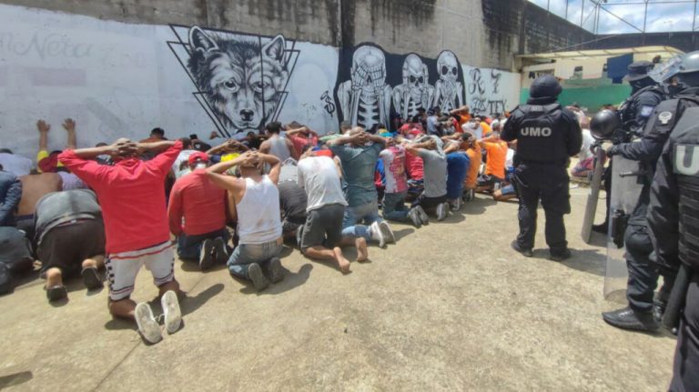 Después de cruentas masacres, este lunes inicia el censo penitenciario en Ecuador
