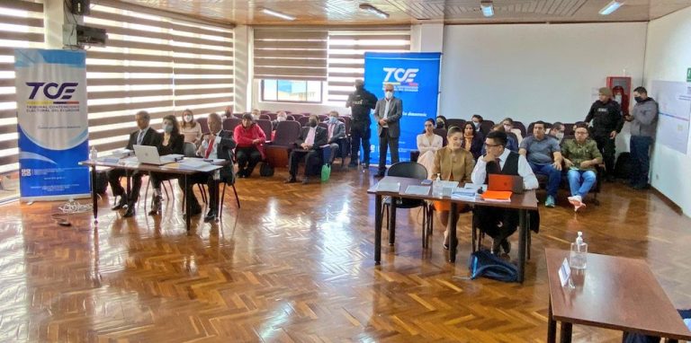 Diego Ordóñez niega el tuit ofensivo contra Mónica Palacios