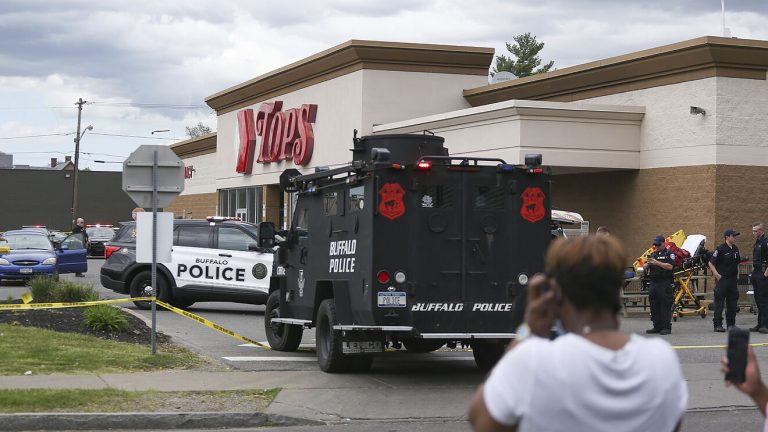 Tiroteo en Buffalo: sospechoso del crimen amenazó con masacre en 2021