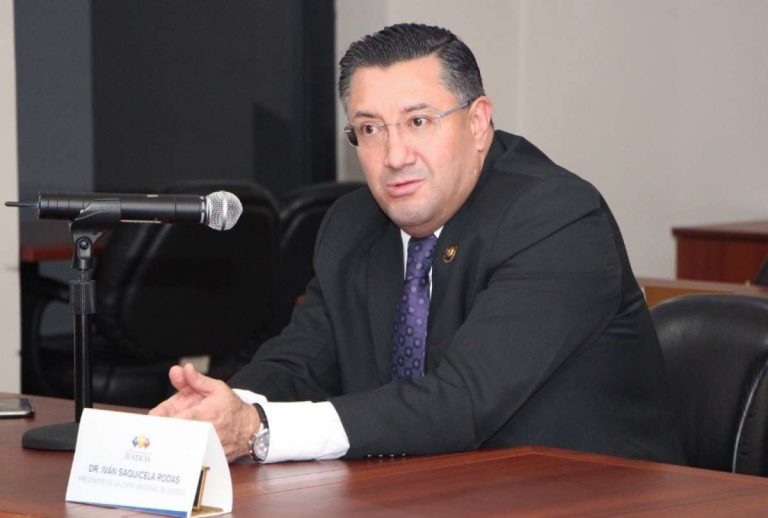 Iván Saquicela presentó una acción de protección en Cuenca
