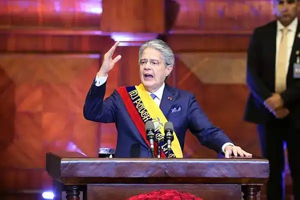 Aparece el lado ‘socialista’ del presidente Lasso