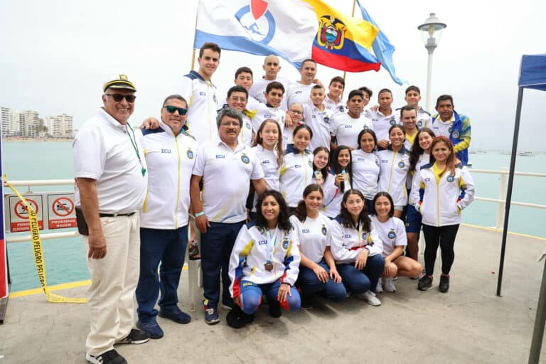 Ecuador campeón de la Copa del Pacífico de Aguas Abiertas en Salinas