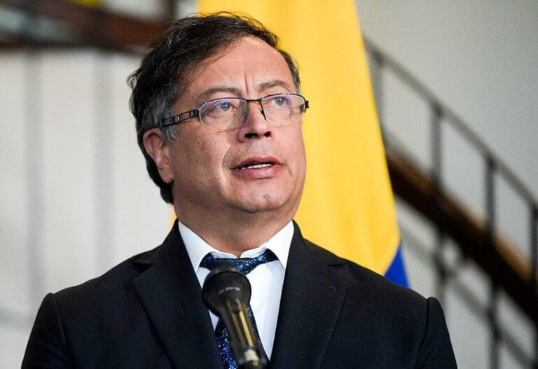 Gustavo Petro anuncia cese al fuego bilateral con cinco grupos armados