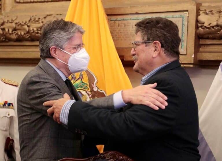 Los ad honorem: ¿una bufonada de Lasso?