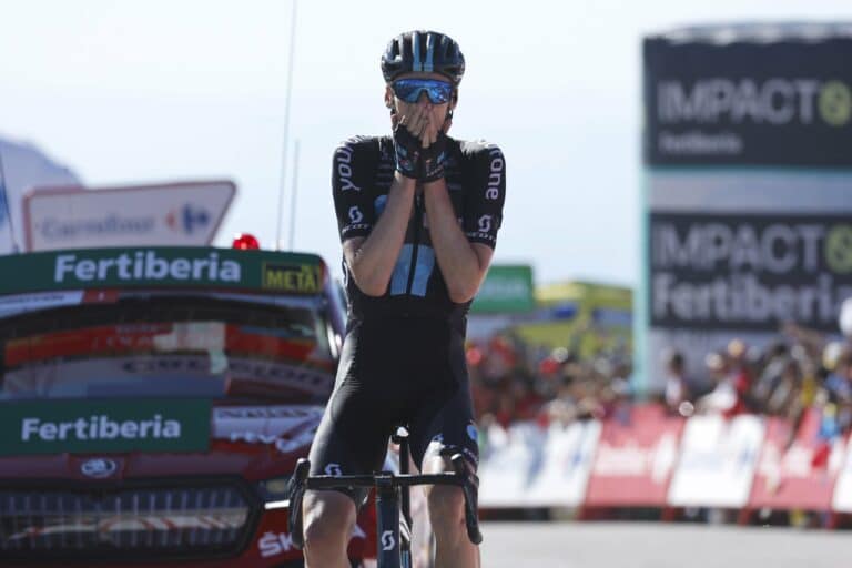 Sierra Nevada pone más cerca a Roglic de Evenepoel en la general de la Vuelta a España