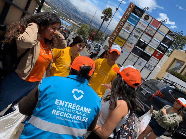 Iniciativa ciudadana busca promover el reciclaje en Quito
