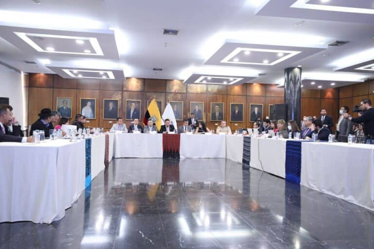 El Gobierno y la Asamblea buscan soluciones a la inseguridad del país