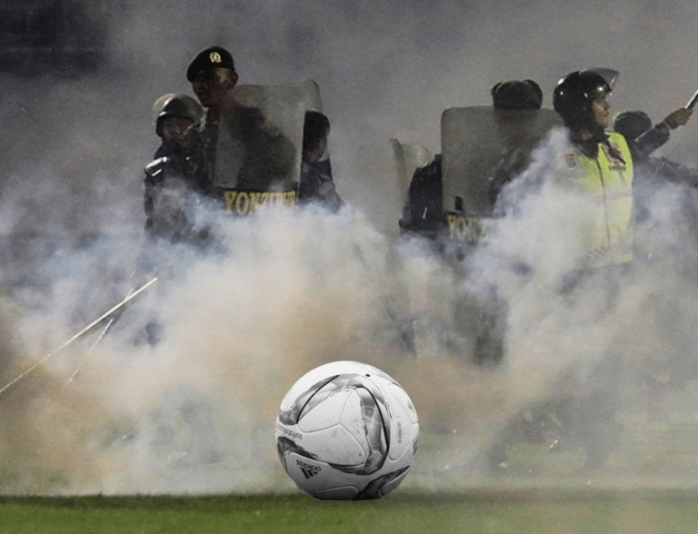 Partido de fútbol dejó 174 fallecidos en Indonesia