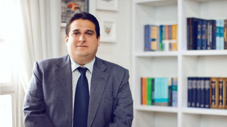 Juan Carlos Larrea, posesionado como nuevo Procurador del Estado
