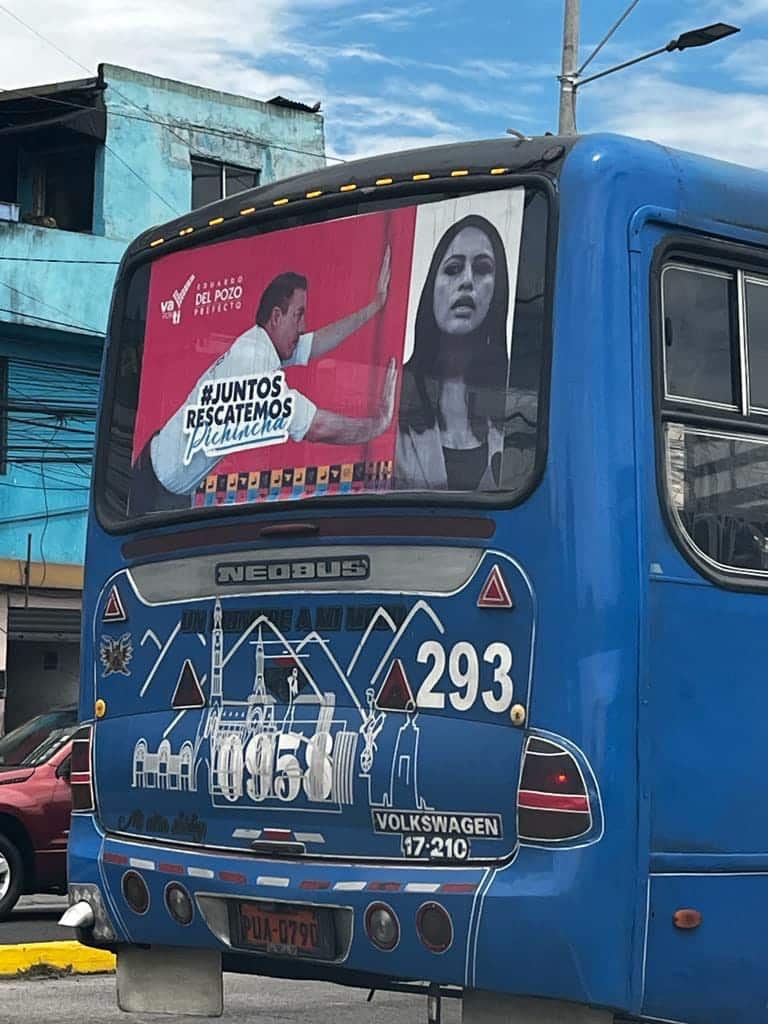 Candidato de CREO promociona su imagen con violencia política