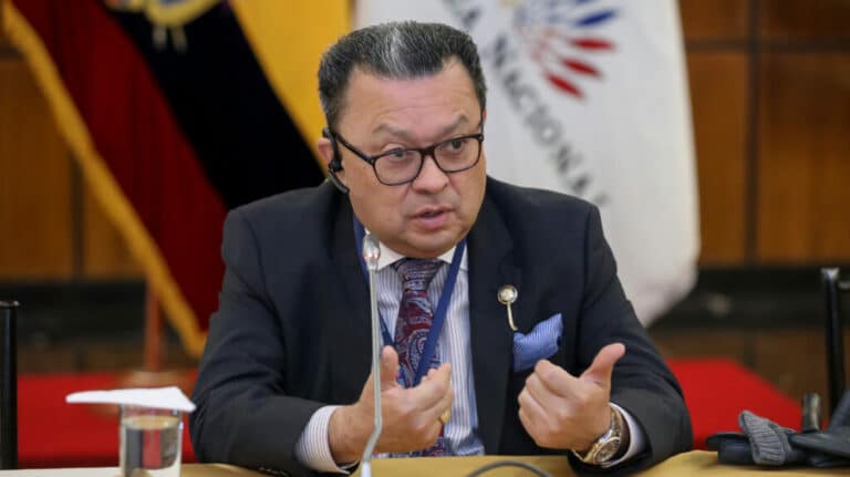 Hija del exlegislador Vanegas ahora tiene cargo diplomático en México