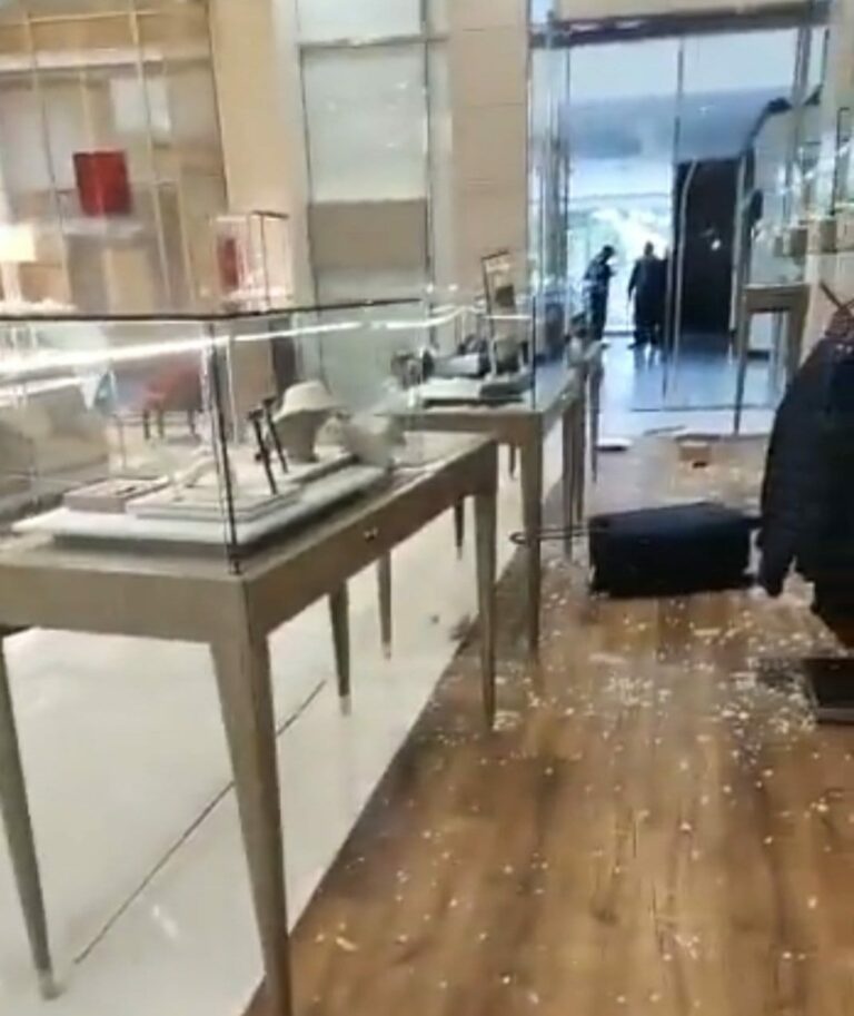 Así operó el asalto armado a una joyería en Guayaquil