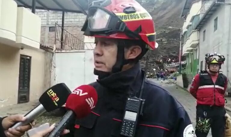 Jefe de Bomberos: «Las probabilidades de encontrar gente con vida son nulas»
