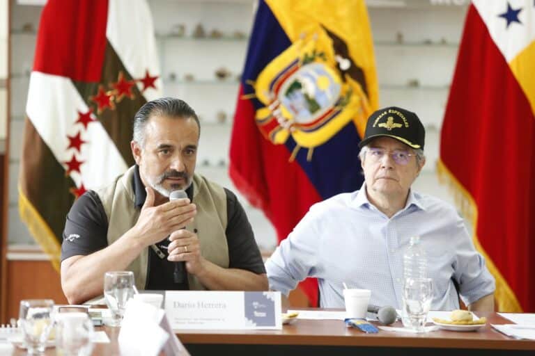 Ministro de Transporte en presuntos vínculos con empresarios albaneses
