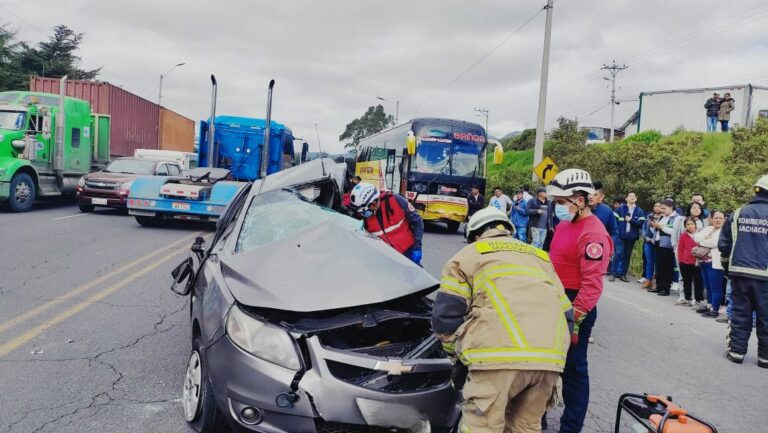 Un muerto, tras accidente de tránsito en la curva de Santa Rosa