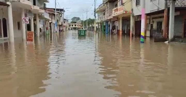 Ciclón Yaku provoca fuertes lluvias en la región costera