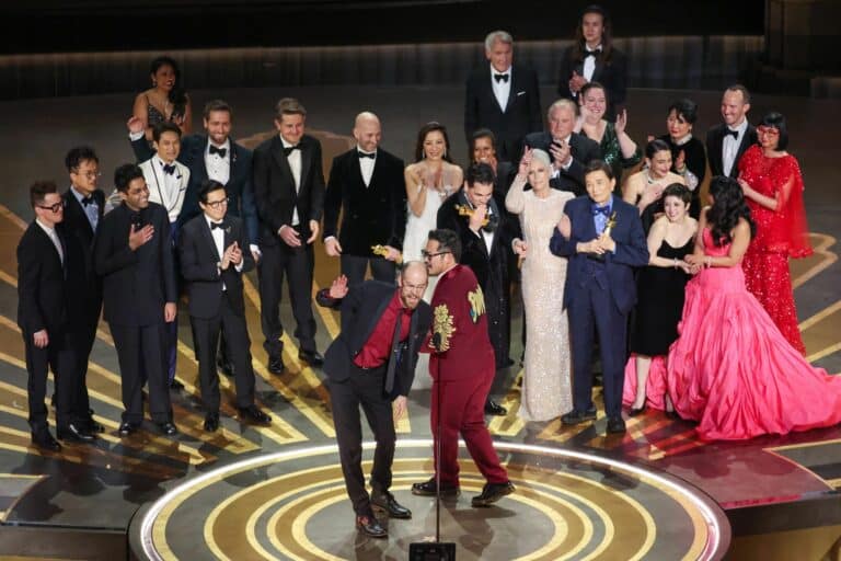 Todo en todas partes al mismo tiempo es la gran ganadora de los Oscars 2023
