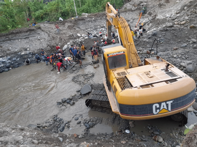 «Arsenal» de minería ilegal es decomisado en Tena
