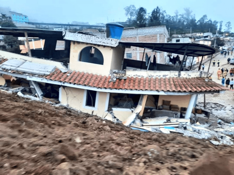 Asciende el número de fallecidos tras derrumbe en Alausí