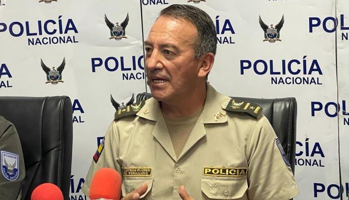 El coronel de Esmeraldas culpa a las familias de la inseguridad | vídeo