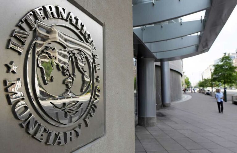 Como si Ecuador ya no hubiese pasado por tanto, el FMI le pone foco en los subsidios