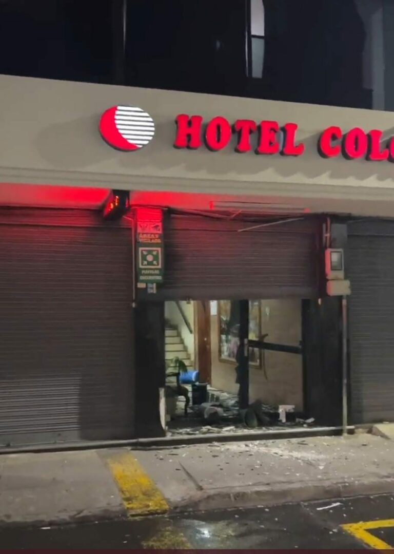 Atentado con explosivos en un hotel del centro de Ambato