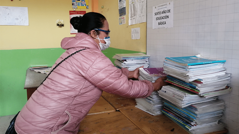 Gastos de hasta USD 300 en libros que antes eran gratuitos en Guayaquil