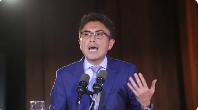 Andino: «Quienes voten contra el juicio político hipotecarán el futuro del país»