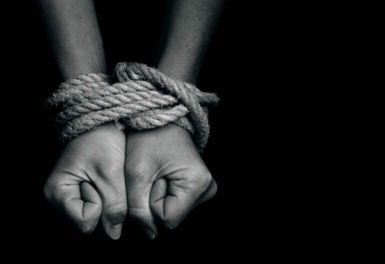 Adolescente fingió su propio secuestro para sacar dinero a su madre