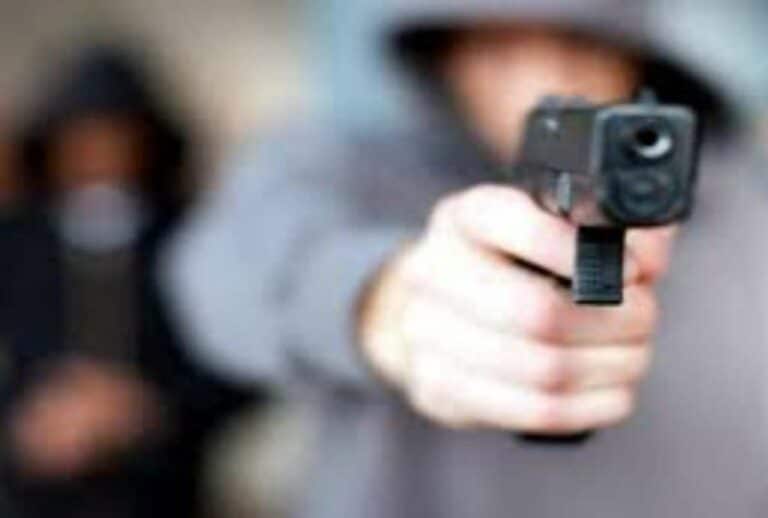 Universitario recibió un disparo durante asalto en Guayaquil