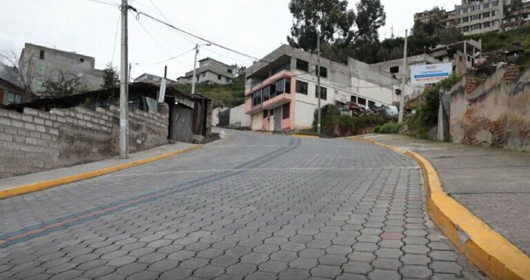 Restos humanos fueron hallados en una maleta, al sur de Quito