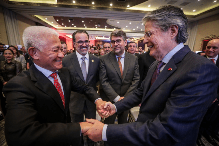 Disolución de Asamblea retrasa aprobación de TLC con China