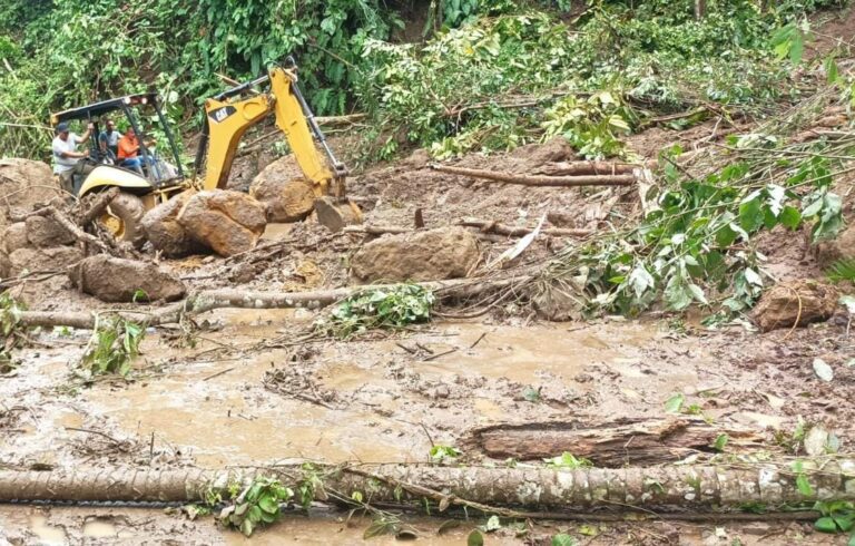 Un hombre desapareció tras las fuertes lluvias, en Manabí
