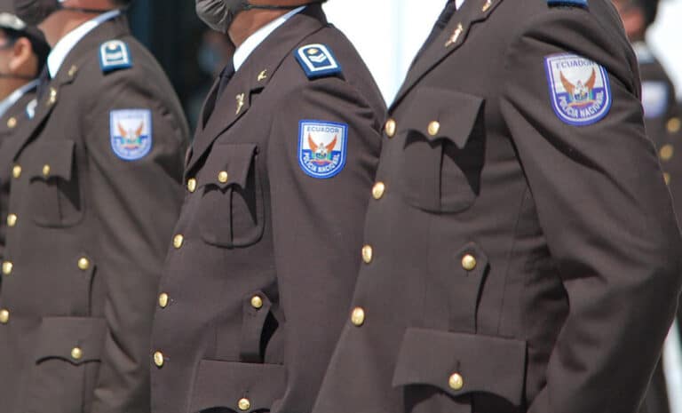 Capitán de Policía es acusado de abuso de poder en Escuela de Formación