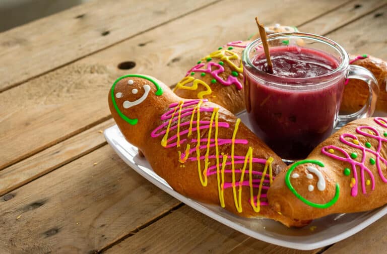 Quito Turismo abre concurso de guaguas de pan y colada morada