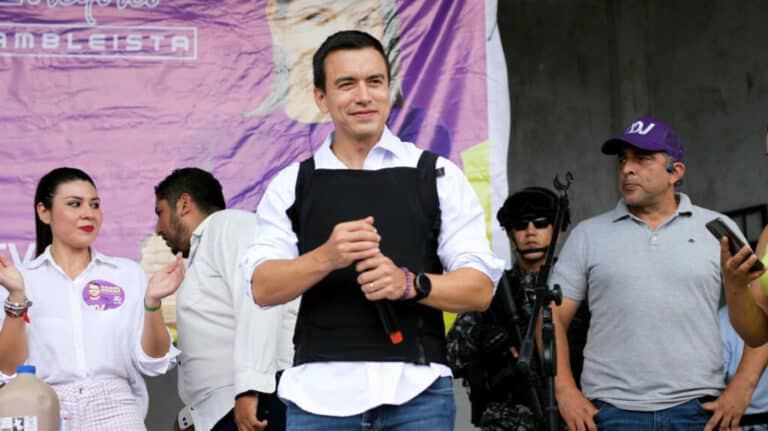 El discurso de Noboa y Abad violenta a las mujeres