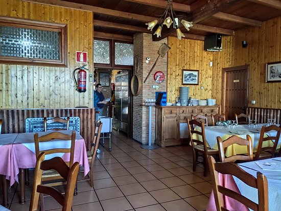Gremios de restaurantes reclaman afectaciones por cortes de energía